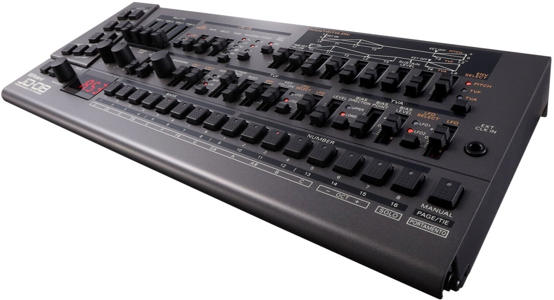 Roland JD-08