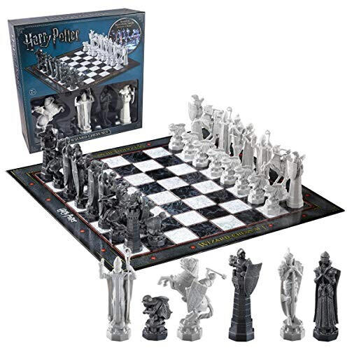 The Noble Collection Harry Potter Wizard Chess Set