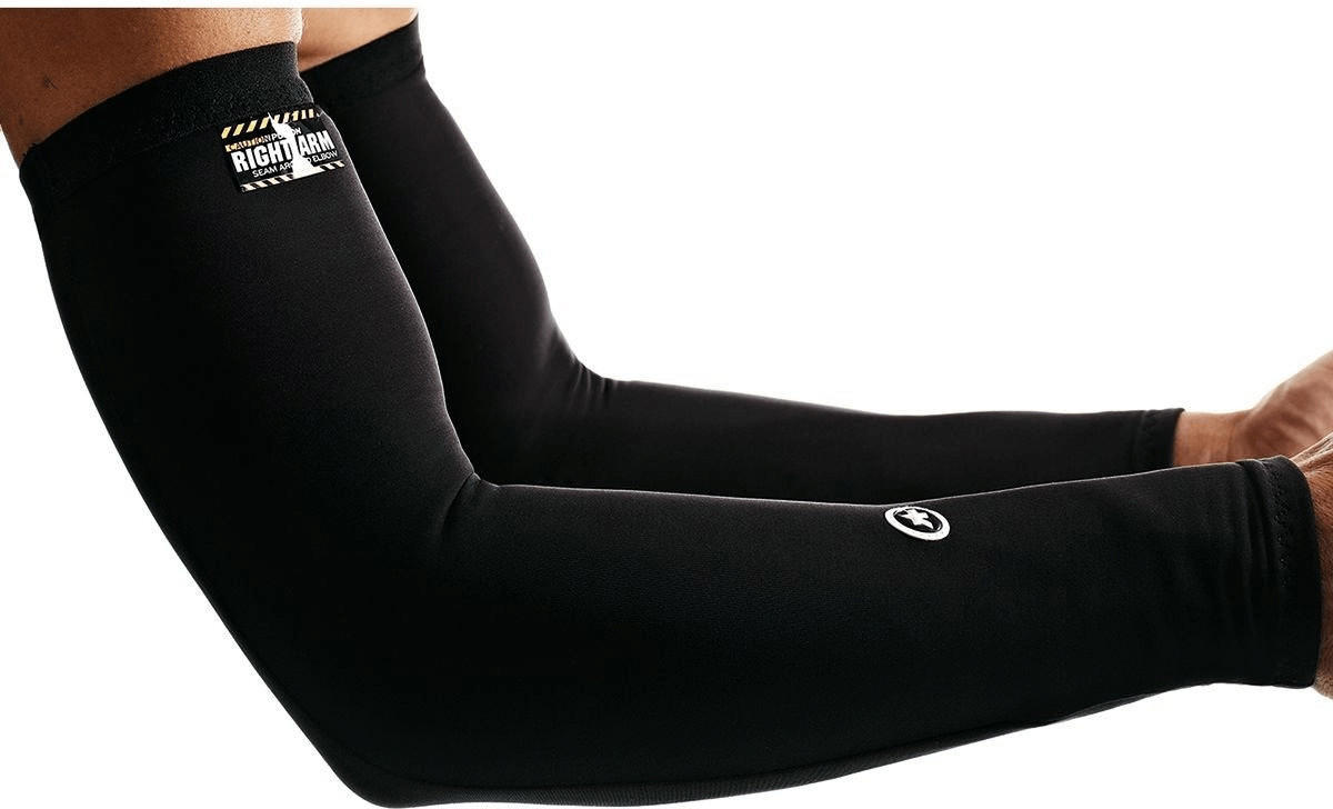 Assos armWarmer_evo7 black