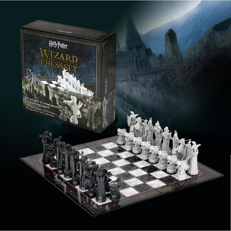 The Noble Collection Harry Potter Wizard Chess Set